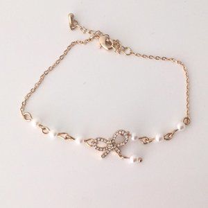 Bow Bracelet